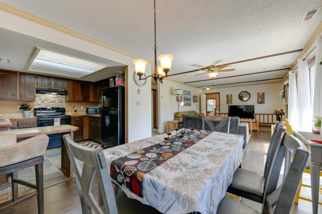 Mountain-View Maggie Valley House With Spacious Deck المظهر الخارجي الصورة